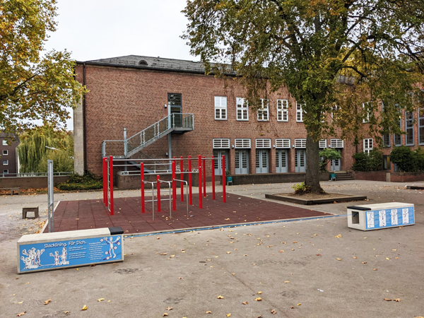 Mülheim-Realschule-Slackline_Anlage